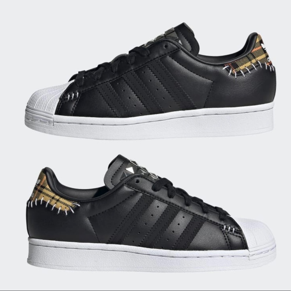 NWT adidas stuperstar
